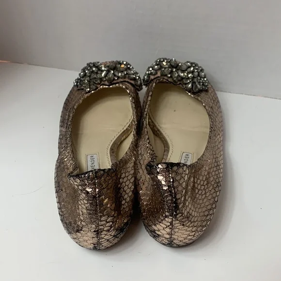 Vera Wang Lavender Leather Pink Metallic Peek Toe Rhinestone Flats - Picture 8 of 8